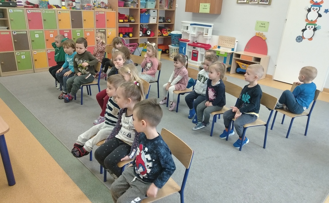 Krasnoludki w świecie teatru