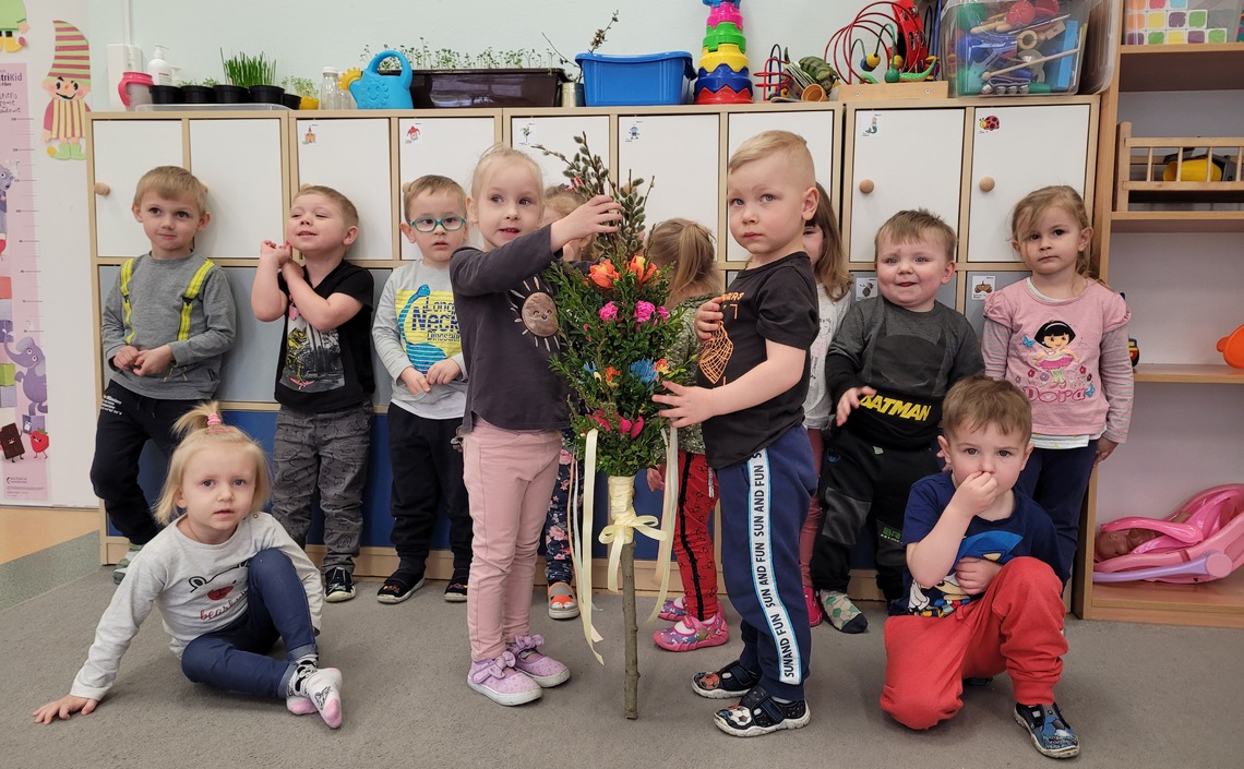 Wielkanocna Palma w wykonaniu Krasnoludków