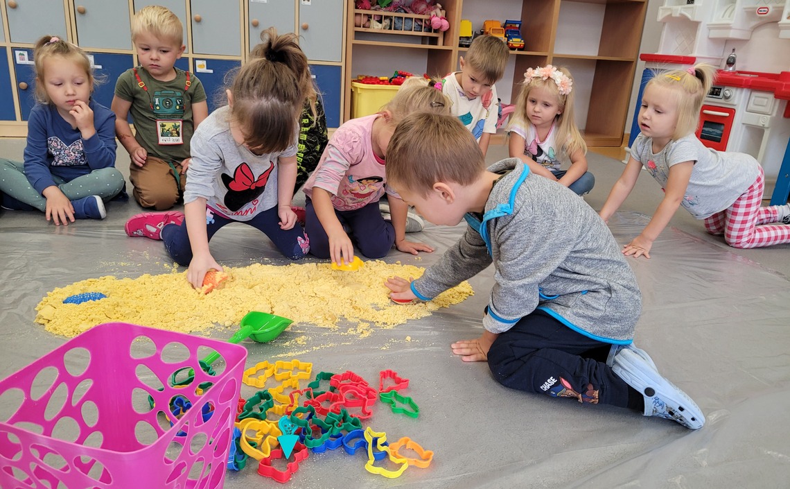 Zabawy sensoryczne Krasnoludków