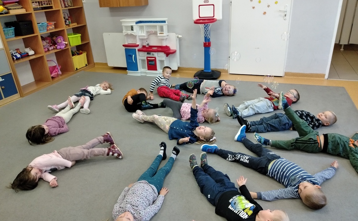 Krasnoludki w świecie wyobraźni - stymulowanie zmysłów