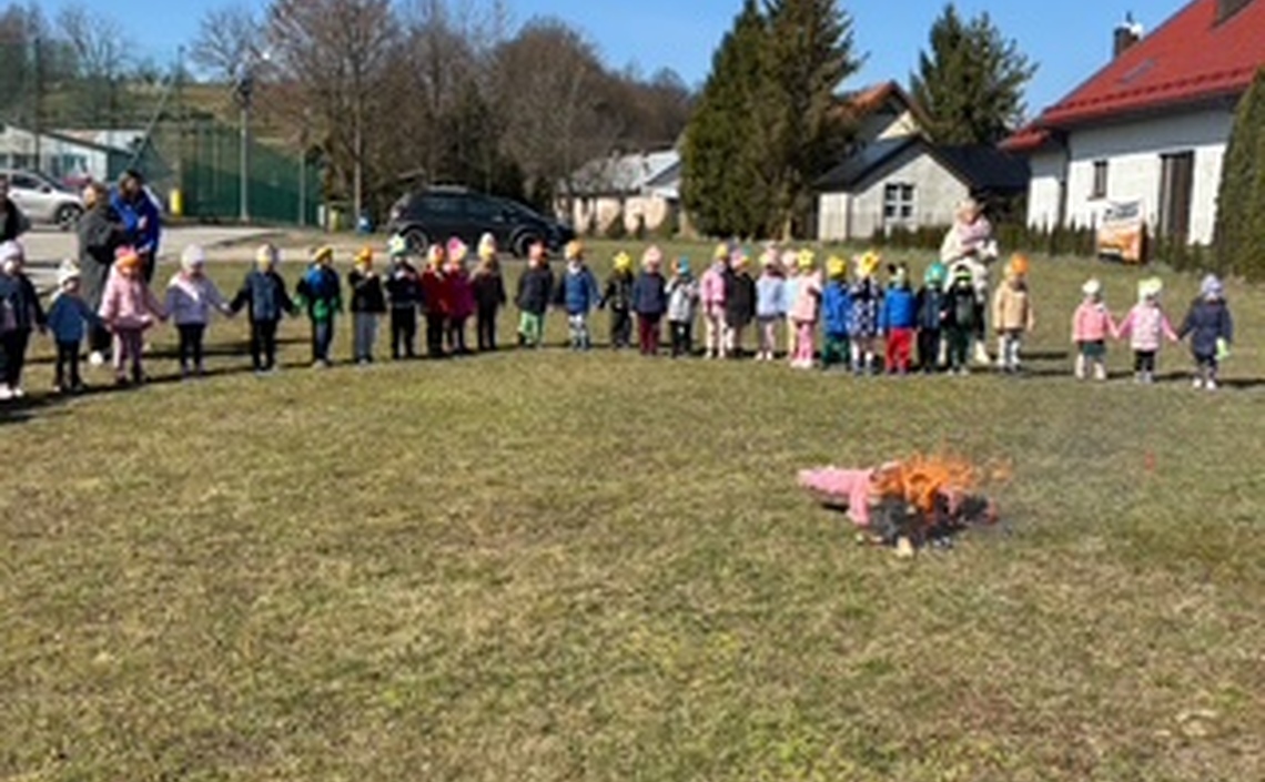 Pierwszy Dzień Wiosny u Smerfów