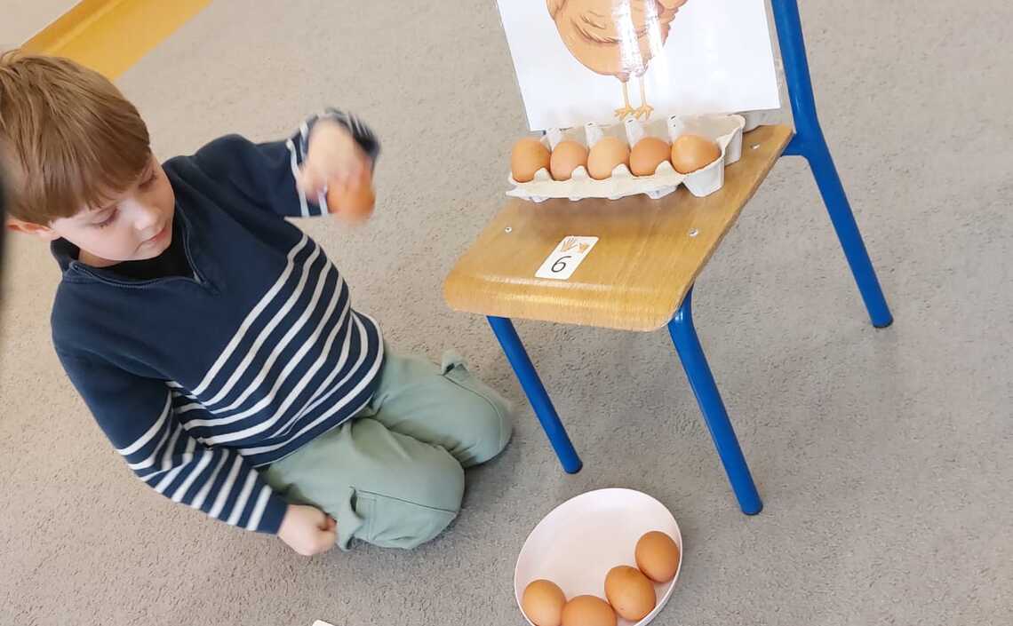 Doświadczenie, nauka i zabawa z jajkiem u Słoneczek